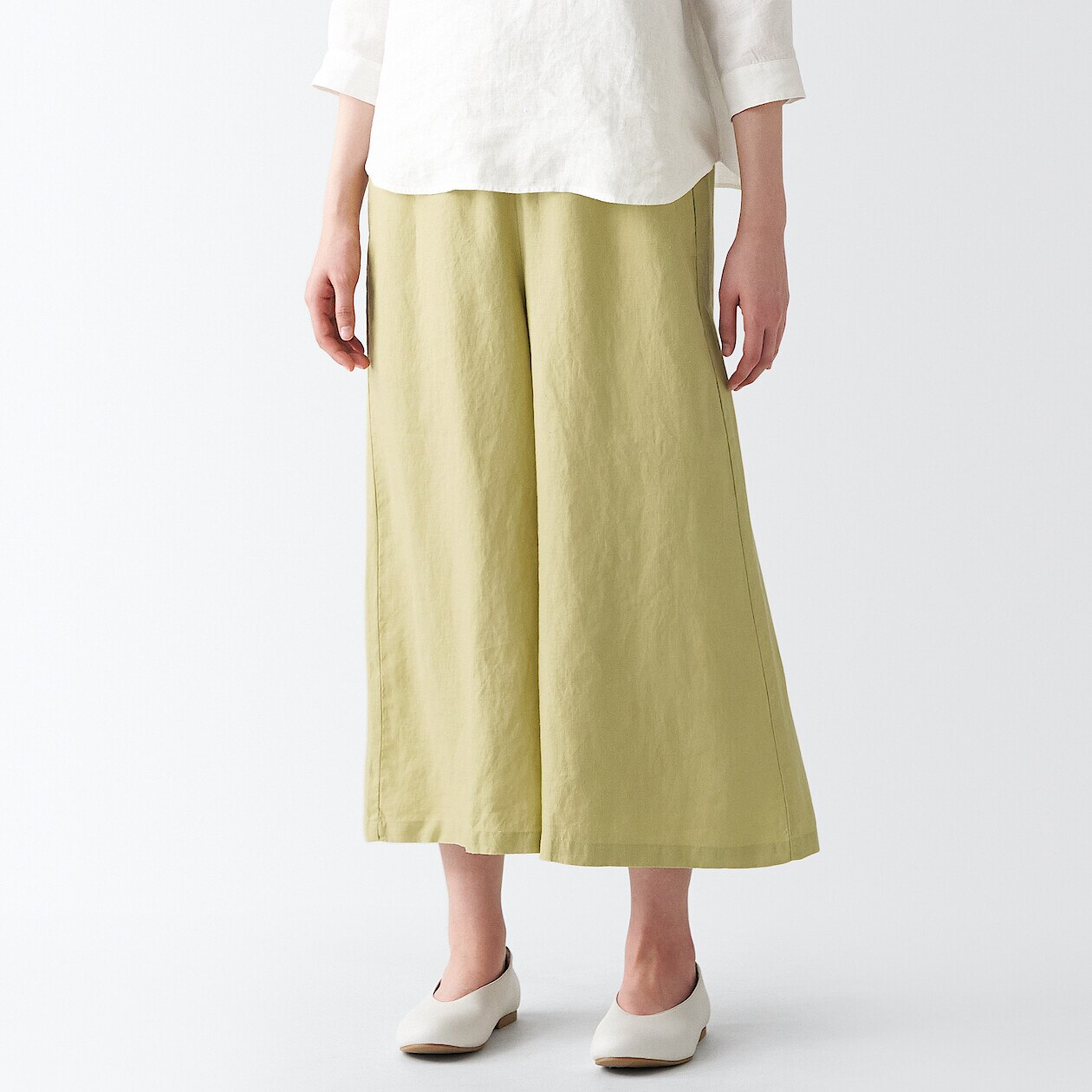 Shop Hemp Easy Cropped Pants online | Muji UAE